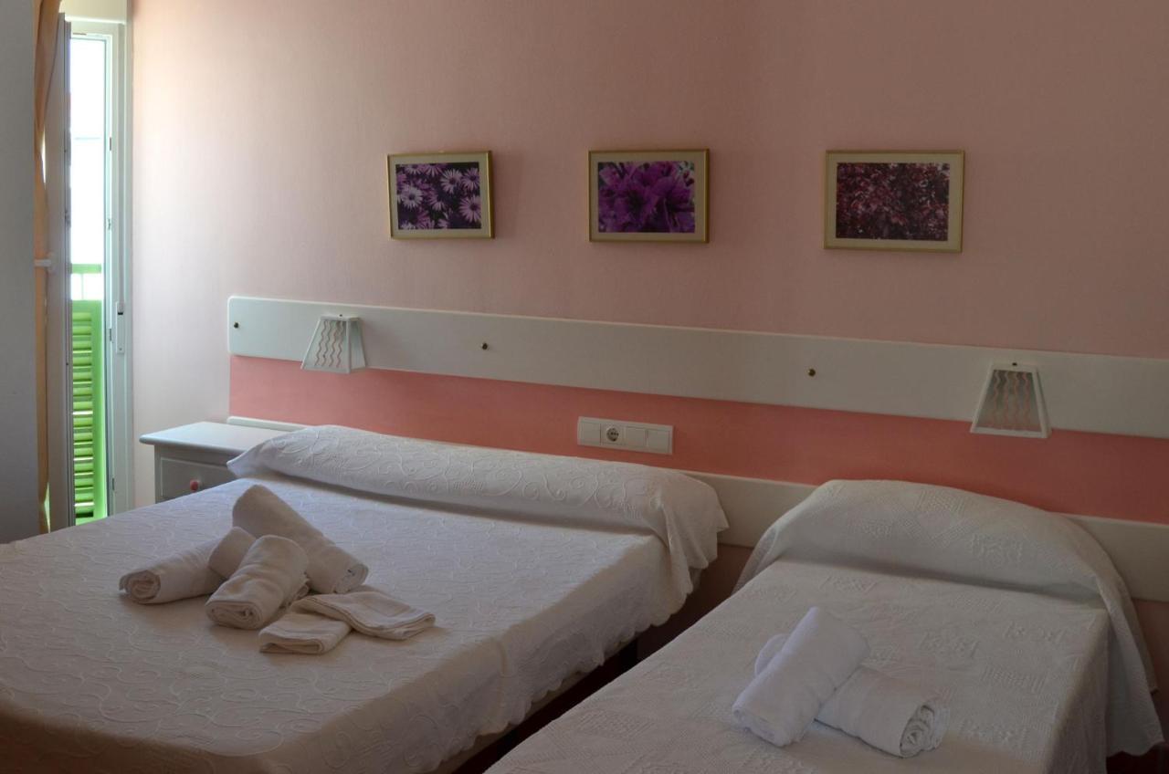 Hotel Hostal Dona Antonia Punta Umbría Exteriér fotografie